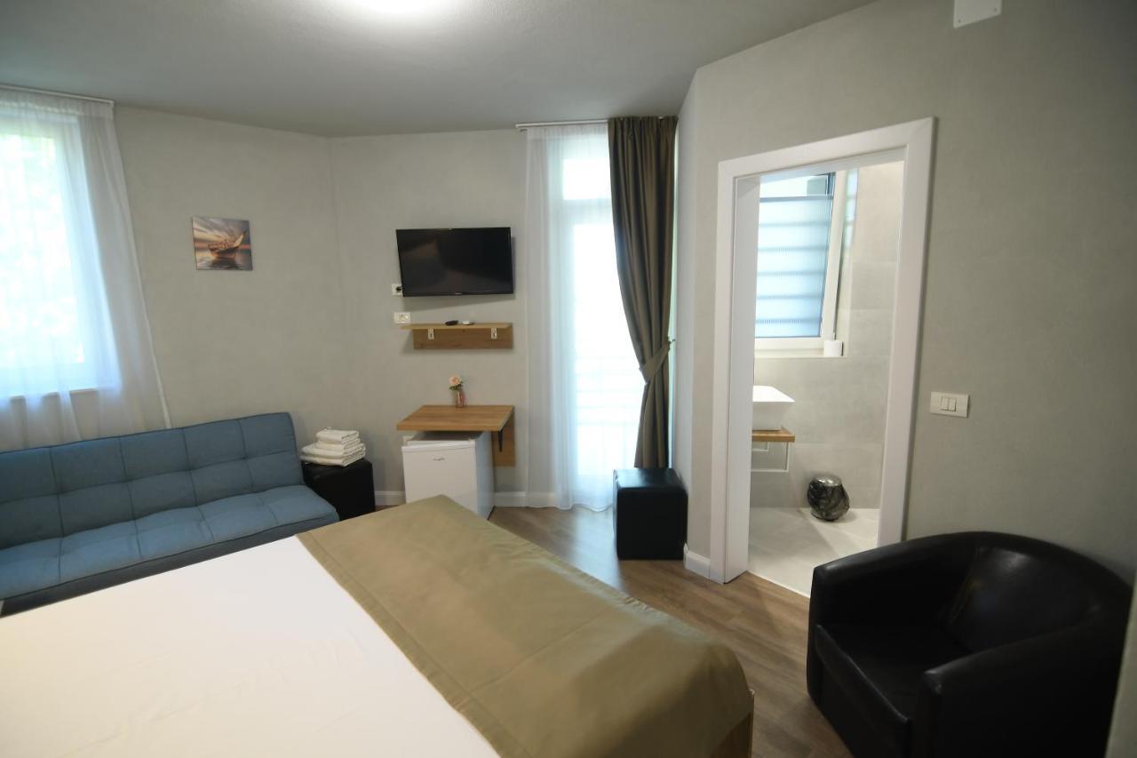 Octogon Hotell Băile Felix Eksteriør bilde